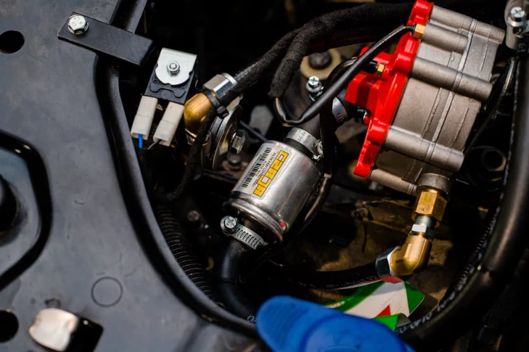 CNG w samochodzie – co to jest i dlaczego warto go używać?